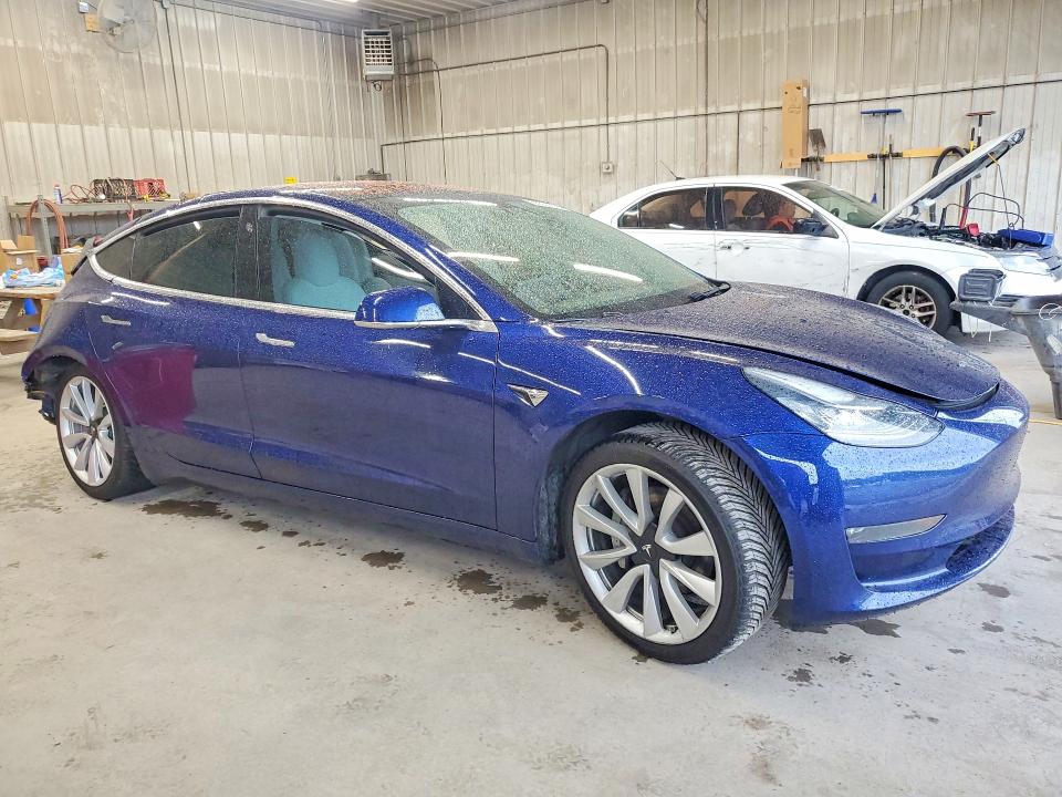 Продаж на аукціоні авто 2018 Tesla Model 3, vin: 5YJ3E1EB0JF097721, номер лоту: 56531826