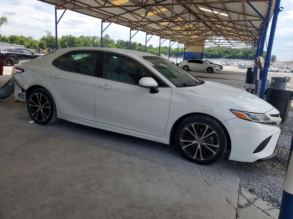 Продаж на аукціоні авто 2018 Toyota Camry, vin: 4T1B11HK5JU676970, номер лоту: 56481996