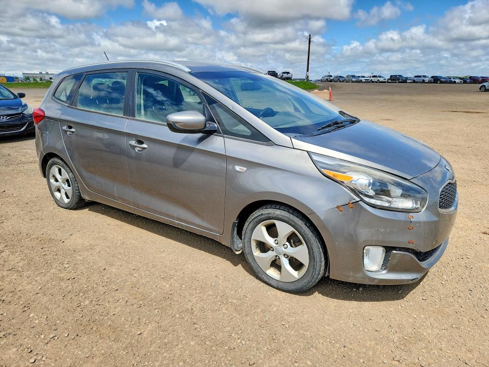 57901956 :رقم المزاد ، KNAHT8A35E7048462 vin ، 2014 Kia Rondo مزاد بيع