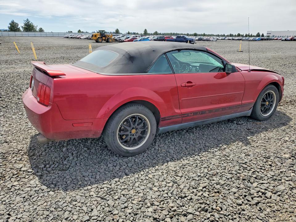 57599916 :رقم المزاد ، 1ZVFT84N555197616 vin ، 2005 Ford Mustang مزاد بيع