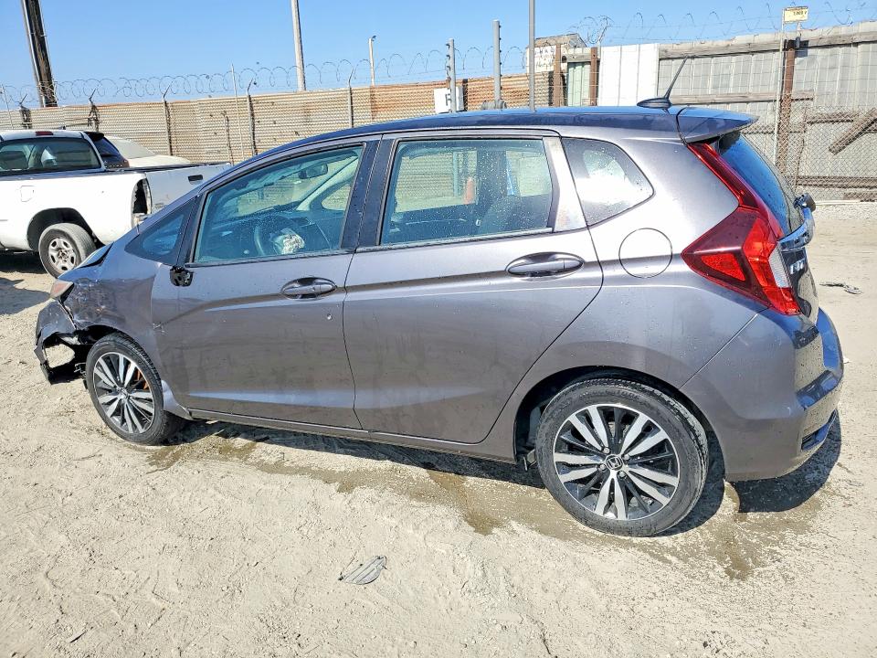 Продажа на аукционе авто 2018 Honda Fit, vin: 3HGGK5H86JM710617, номер лота: 56816176