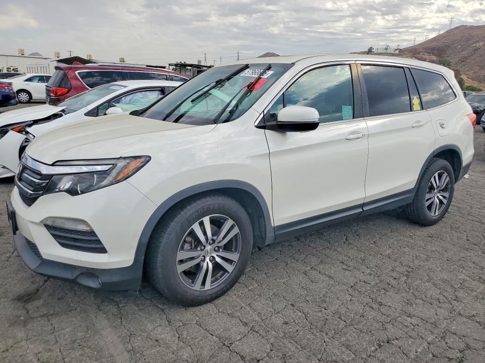 Auction sale of the 2018 Honda Pilot, vin: 5FNYF5H70JB031249, lot number: 57968626