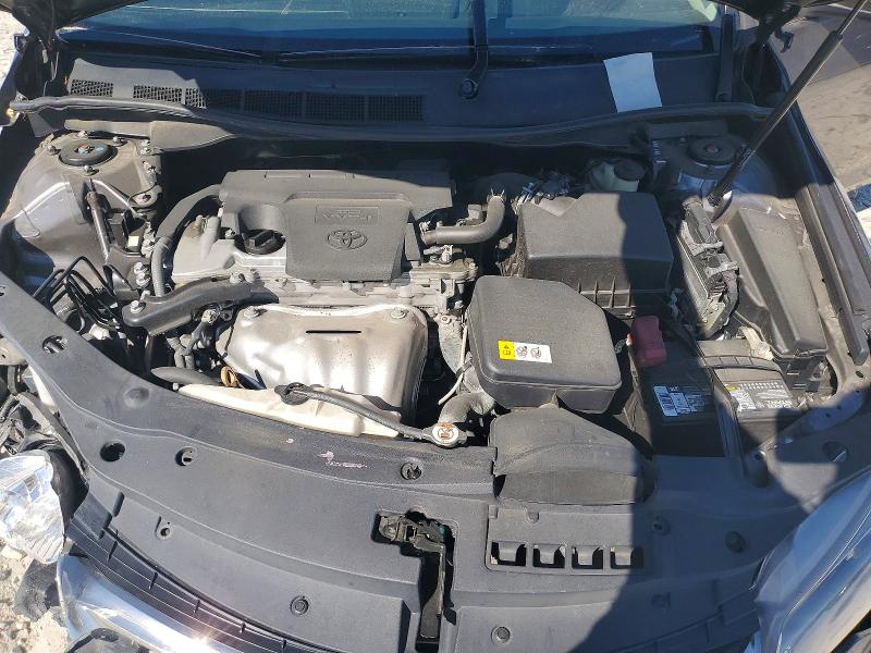 56033106 :رقم المزاد ، 4T1BF1FK0HU679774 vin ، 2017 Toyota Camry مزاد بيع