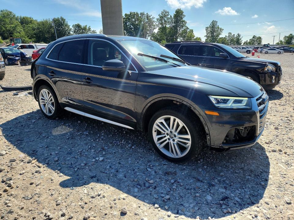 58035186 :رقم المزاد ، WA1BNAFY6J2081597 vin ، 2018 Audi Q5 مزاد بيع