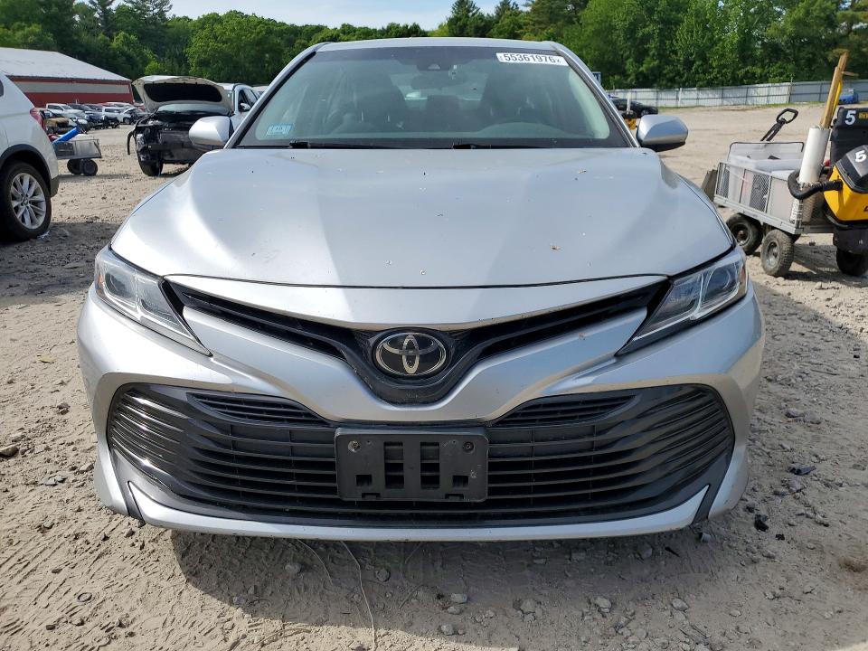 Продажа на аукционе авто 2018 Toyota Camry, vin: 4T1B11HK2JU628164, номер лота: 55361976