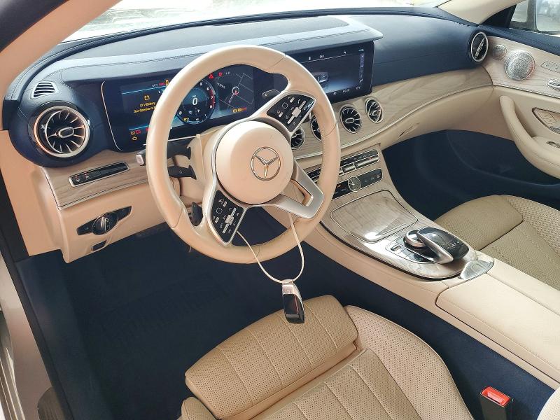 56154846 :رقم المزاد ، WDD1K6JB8KF105277 vin ، 2019 Mercedes-benz E مزاد بيع