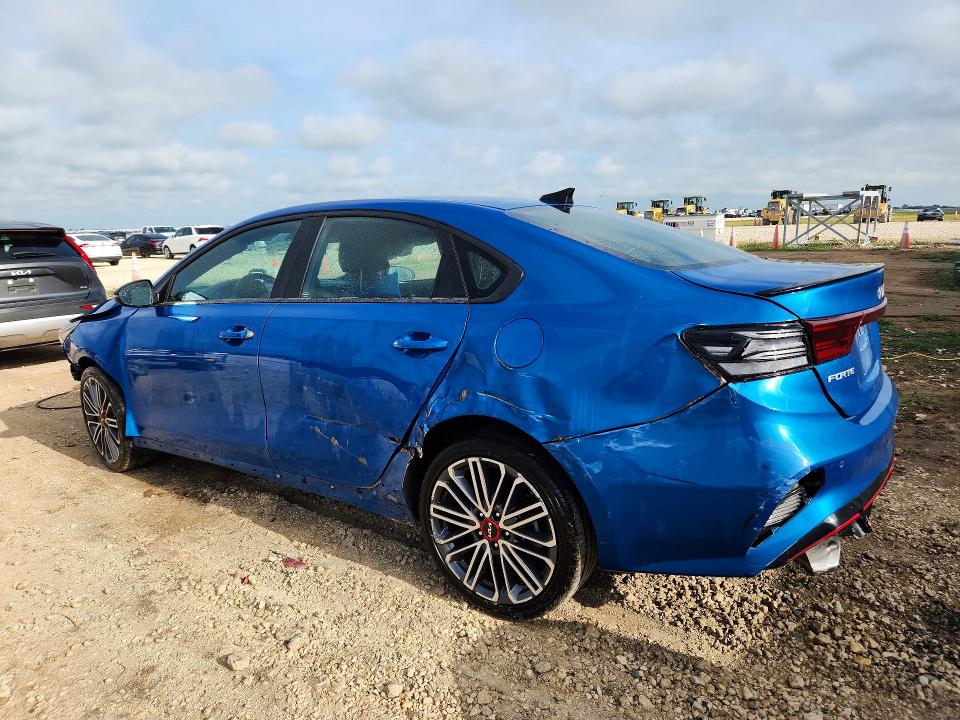 55769036 :رقم المزاد ، 3KPF44AC7PE618335 vin ، 2023 Kia Forte مزاد بيع