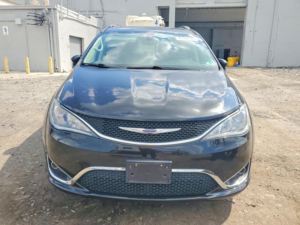 2018 Chrysler Pacifica მანქანა იყიდება აუქციონზე, vin: 2C4RC1BGXJR317886, აუქციონის ნომერი: 85962545