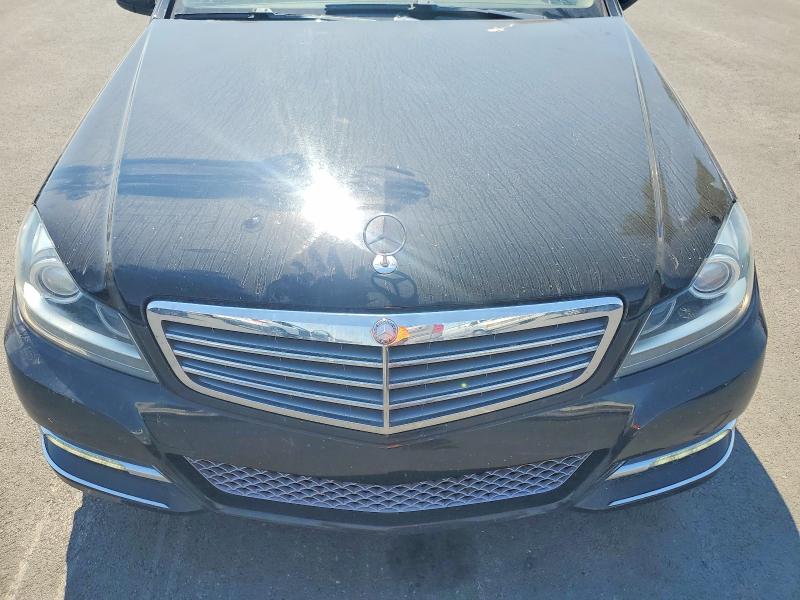 Продаж на аукціоні авто 2014 Mercedes-benz C, vin: WDDGF4HB4EG158968, номер лоту: 58090086