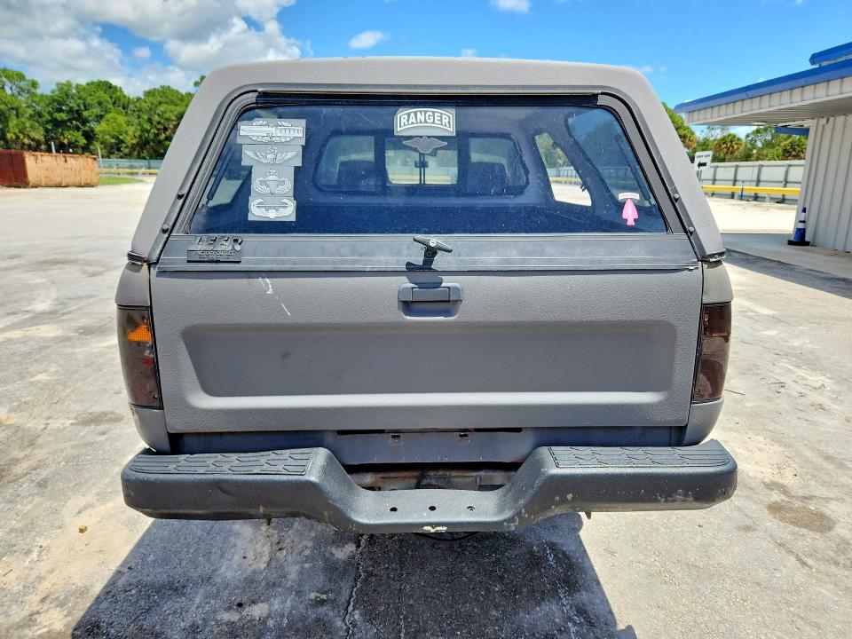 56283566 :رقم المزاد ، JT4RN01P7L7033125 vin ، 1990 Toyota Pickup مزاد بيع