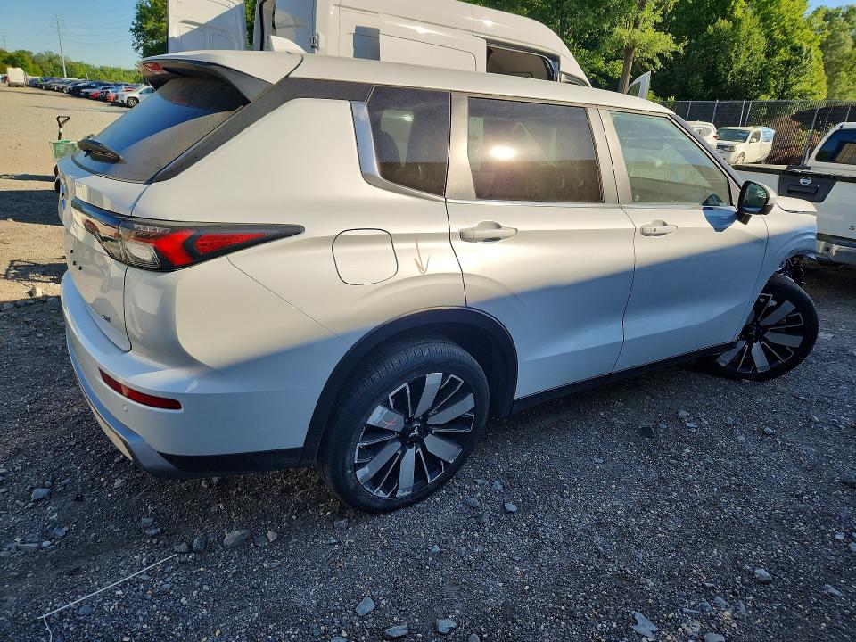 Продаж на аукціоні авто 2025 Mitsubishi Outlander, vin: JA4J3VA80SZ040374, номер лоту: 55896186