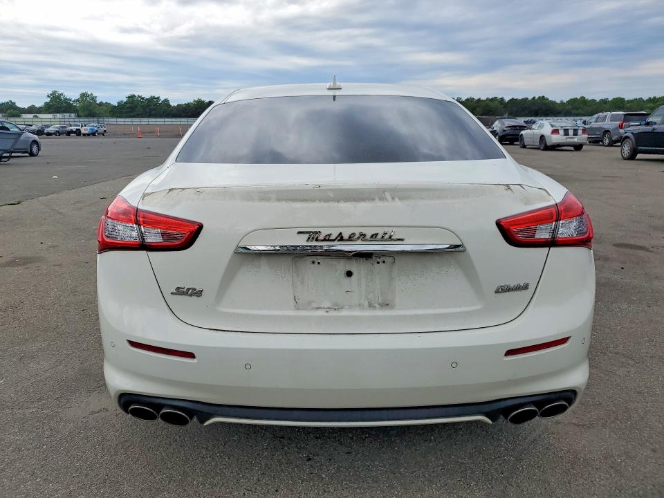 58240206 :رقم المزاد ، ZAM57YTL2K1315025 vin ، 2019 Maserati Ghibli مزاد بيع