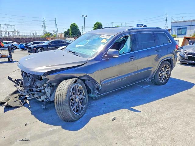 58424336 :رقم المزاد ، 1C4RJFBT1JC123966 vin ، 2018 Jeep Grand Cherokee مزاد بيع