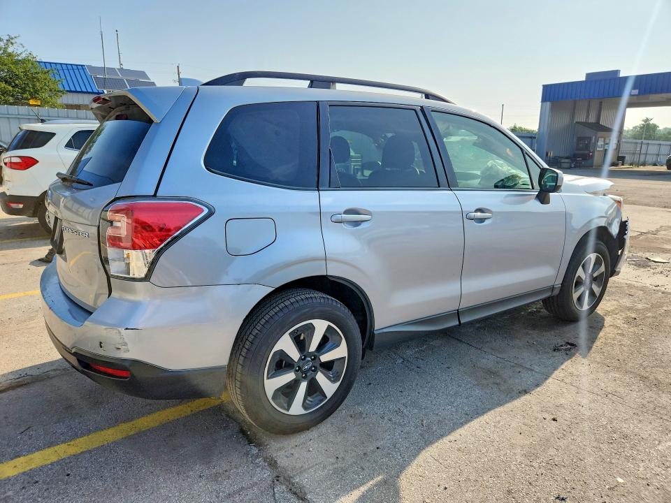 Продажа на аукционе авто 2018 Subaru Forester, vin: JF2SJAGC7JH495698, номер лота: 58564756