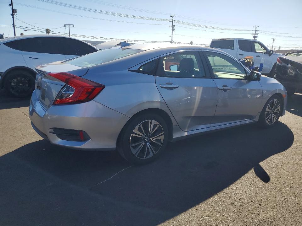 Aukcja sprzedaży 2018 Honda Civic, vin: JHMFC1F40JX013033, numer aukcji: 57008626