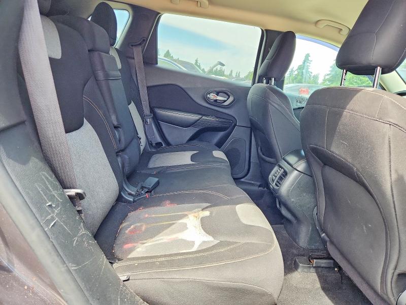 57925246 :رقم المزاد ، 1C4PJLCB2EW139402 vin ، 2014 Jeep Cherokee مزاد بيع