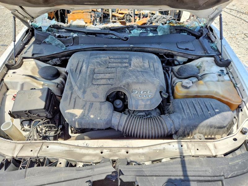 56786226 :رقم المزاد ، 2C3CCAEG8DH518668 vin ، 2013 Chrysler 300c مزاد بيع