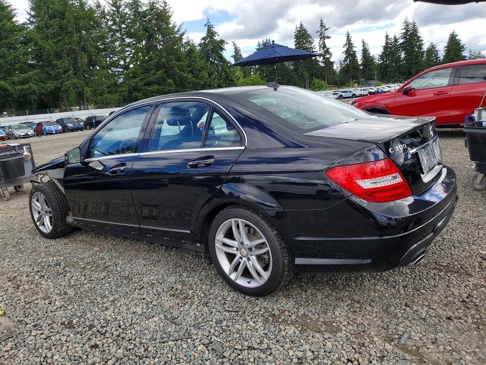 Продажа на аукционе авто 2013 Mercedes-benz C, vin: WDDGF8AB7DR253187, номер лота: 56688566
