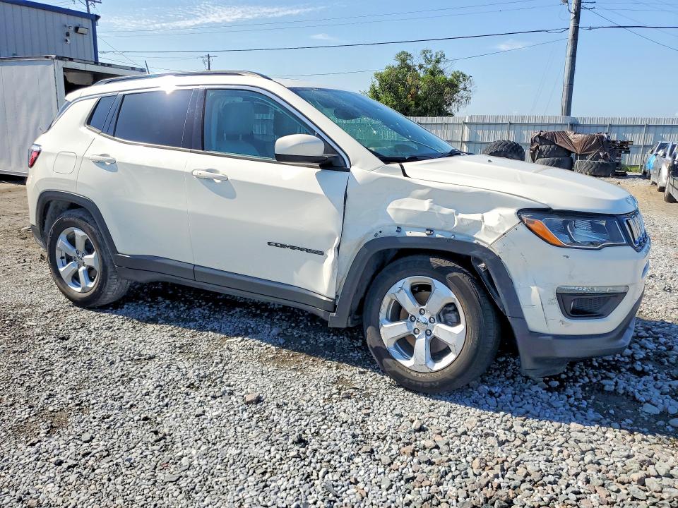 57184126 :رقم المزاد ، 3C4NJCBB1MT526844 vin ، 2021 Jeep Compass مزاد بيع