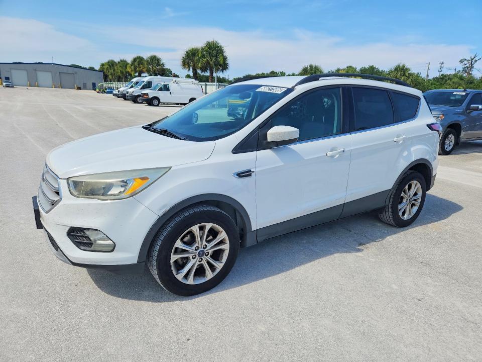 Продажа на аукционе авто 2018 Ford Escape, vin: 1FMCU0GD9JUC07454, номер лота: 58627586