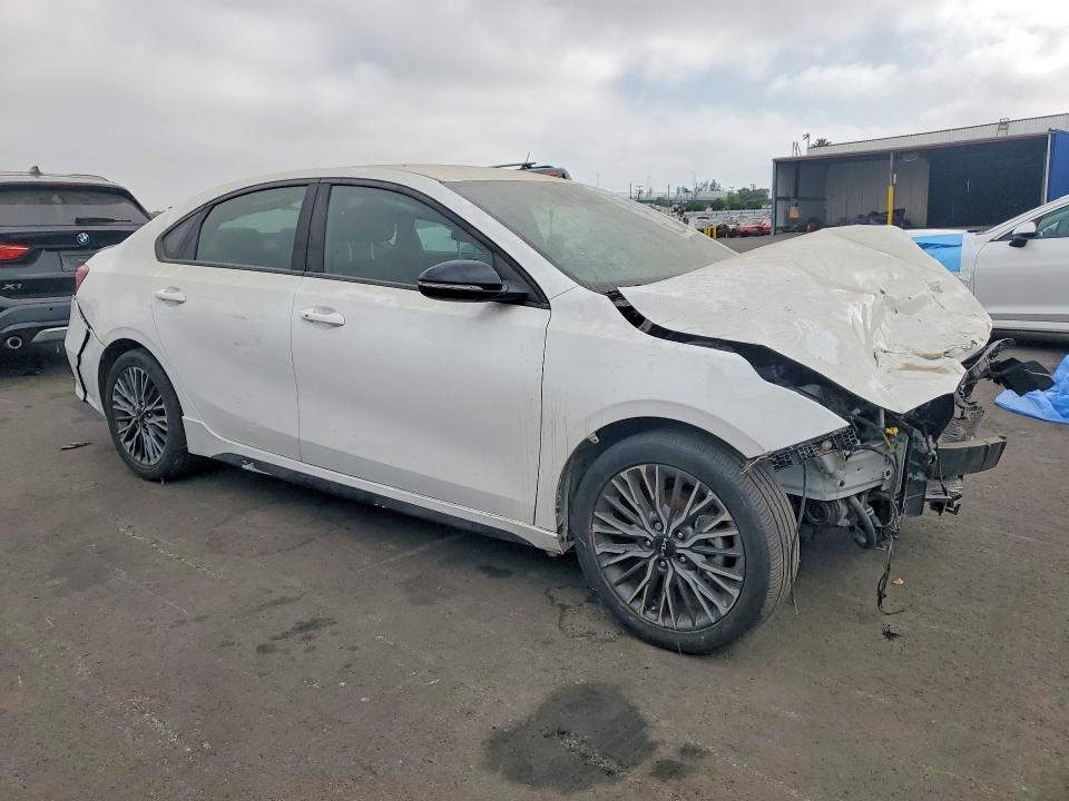 58333626 :رقم المزاد ، 3KPF54AD4PE593013 vin ، 2023 Kia Forte مزاد بيع