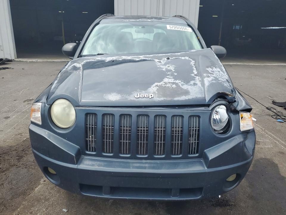57205006 :رقم المزاد ، 1J8FT47W07D216204 vin ، 2007 Jeep Compass مزاد بيع