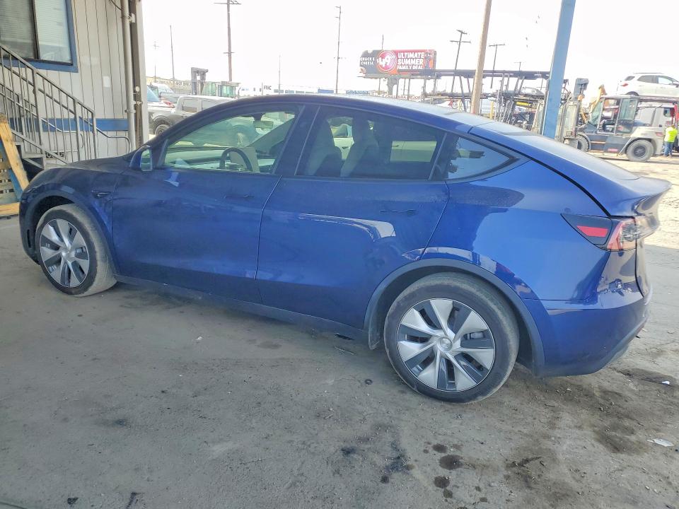 2024 Tesla Model Y მანქანა იყიდება აუქციონზე, vin: 7SAYGDEE1RF064947, აუქციონის ნომერი: 55991736
