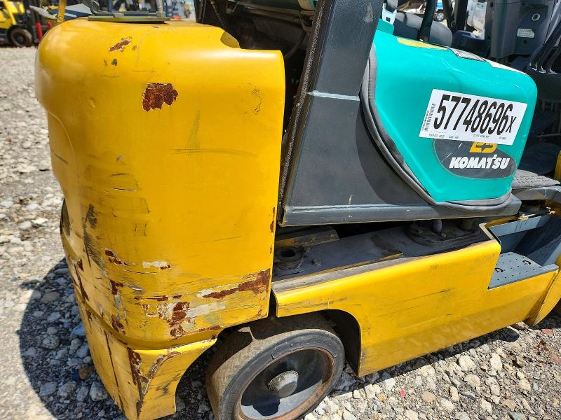 Aukcja sprzedaży 2015 Komatsu Forklift, vin: 590562A, numer aukcji: 57748696