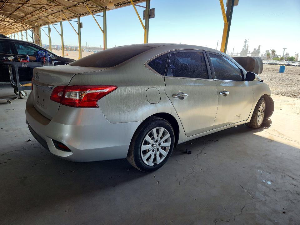 56192126 :رقم المزاد ، 3N1AB7AP9HY292352 vin ، 2017 Nissan Sentra مزاد بيع
