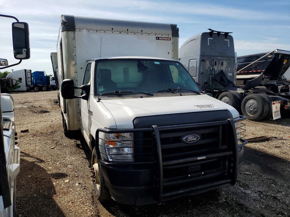 58435876 :رقم المزاد ، 1FDWE3FN8MDC12459 vin ، 2021 Ford E-350 مزاد بيع
