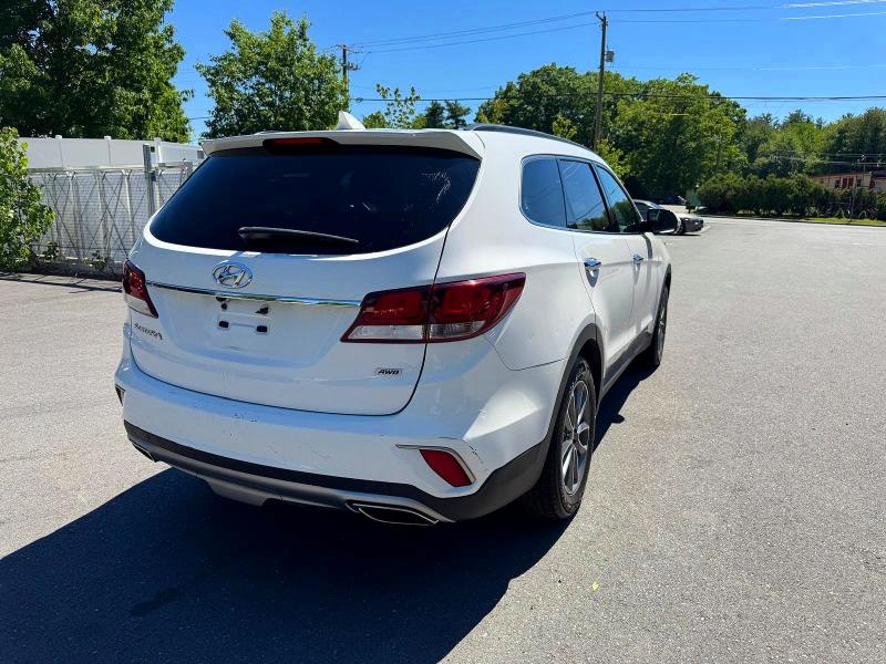 2017 Hyundai Santa Fe მანქანა იყიდება აუქციონზე, vin: KM8SMDHF9HU173898, აუქციონის ნომერი: 56411226