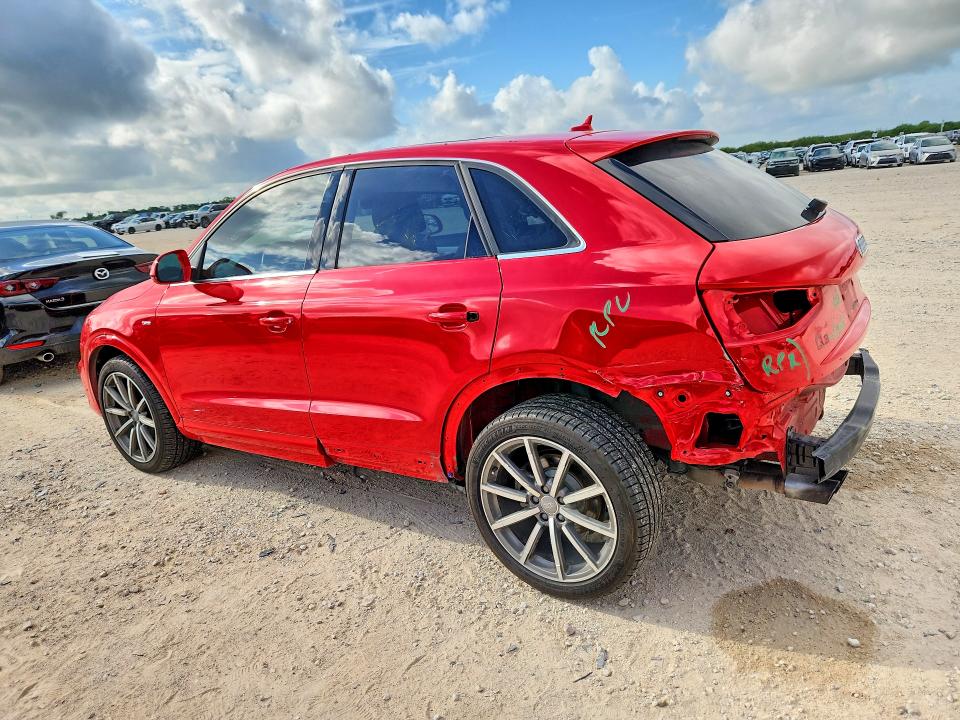 56143706 :رقم المزاد ، WA1JCCFS5JR026039 vin ، 2018 Audi Q3 مزاد بيع