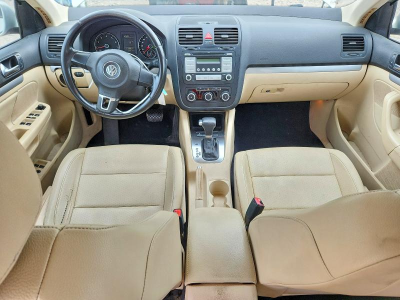 Продажа на аукционе авто 2010 Volkswagen Jetta, vin: 3VWRX7AJ8AM117548, номер лота: 57968716