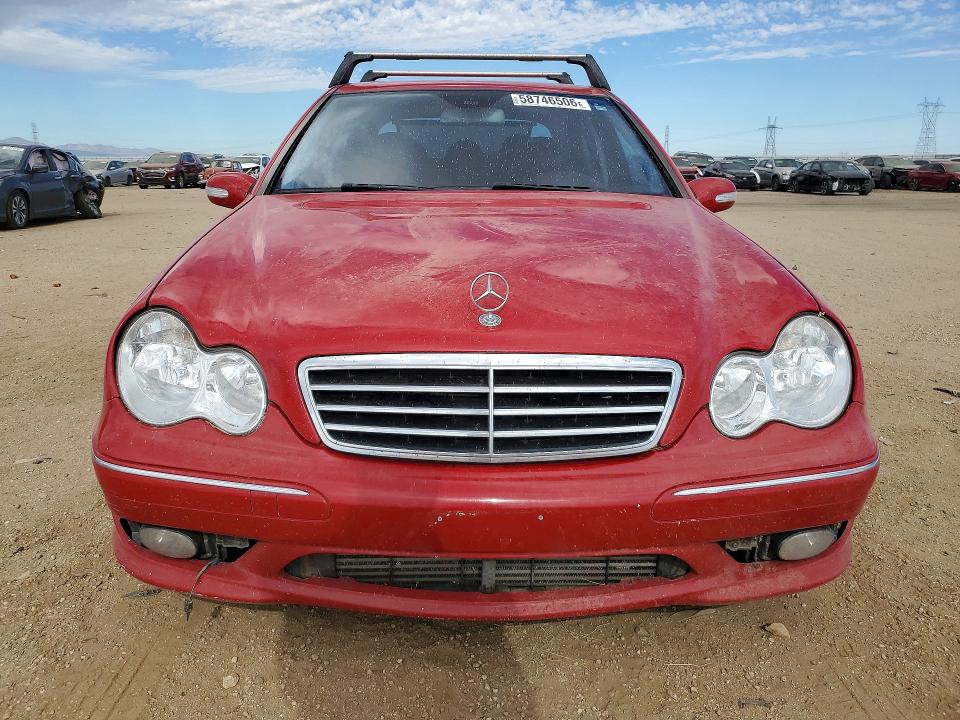 58746506 :رقم المزاد ، WDBRF40J35F713063 vin ، 2005 Mercedes-benz C مزاد بيع