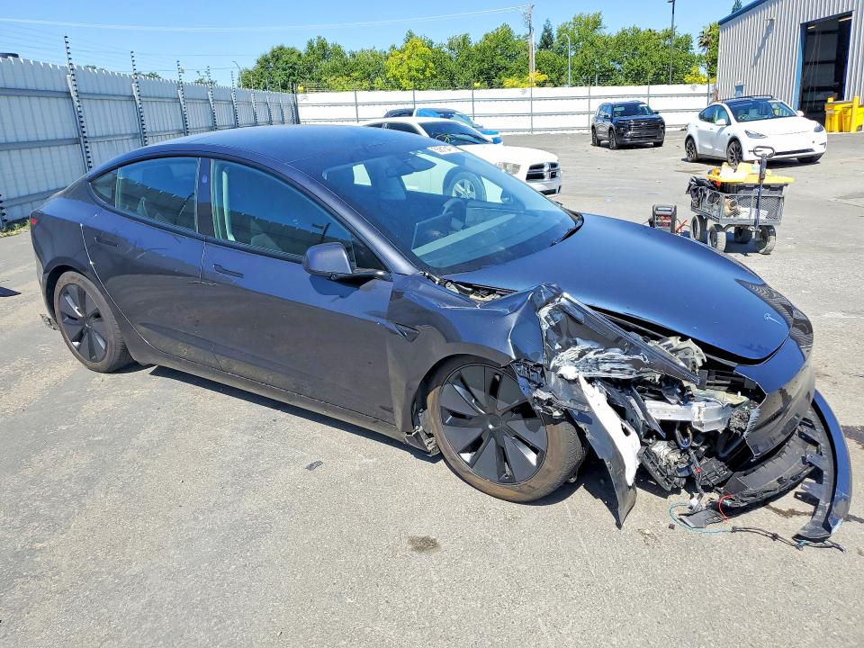 55815476 :رقم المزاد ، 5YJ3E1EA1SF079236 vin ، 2025 Tesla Model 3 مزاد بيع