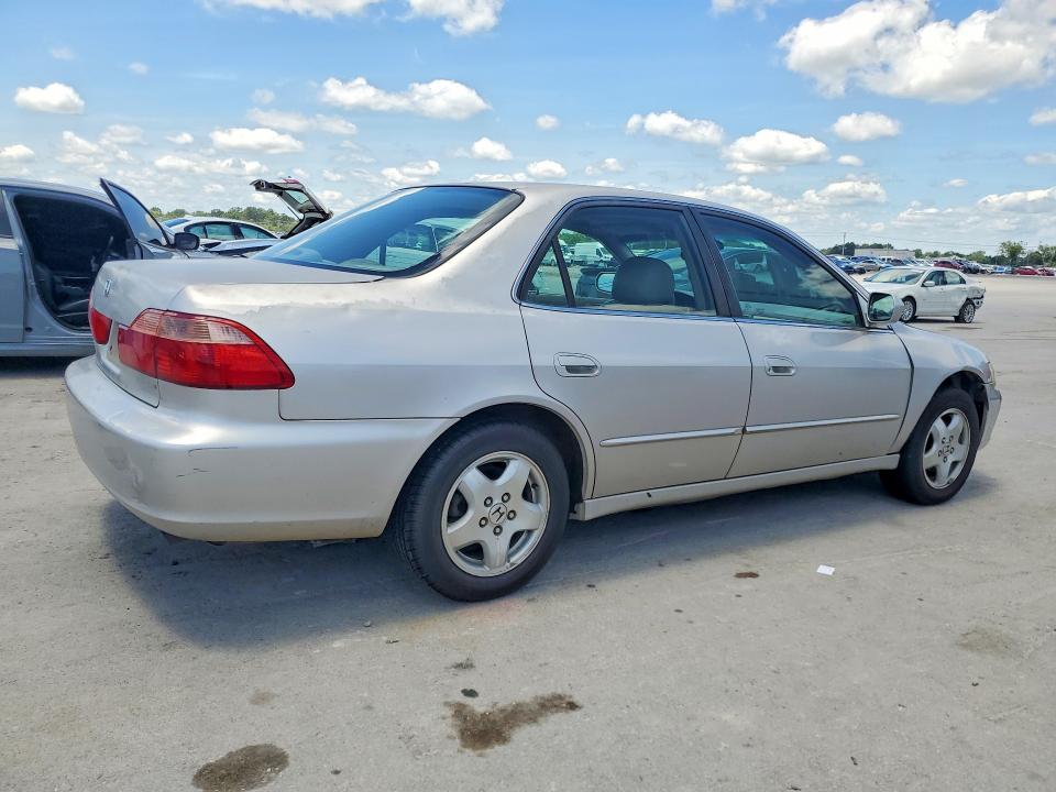 Продаж на аукціоні авто 1999 Honda Accord, vin: 1HGCG1650XA040585, номер лоту: 56594236