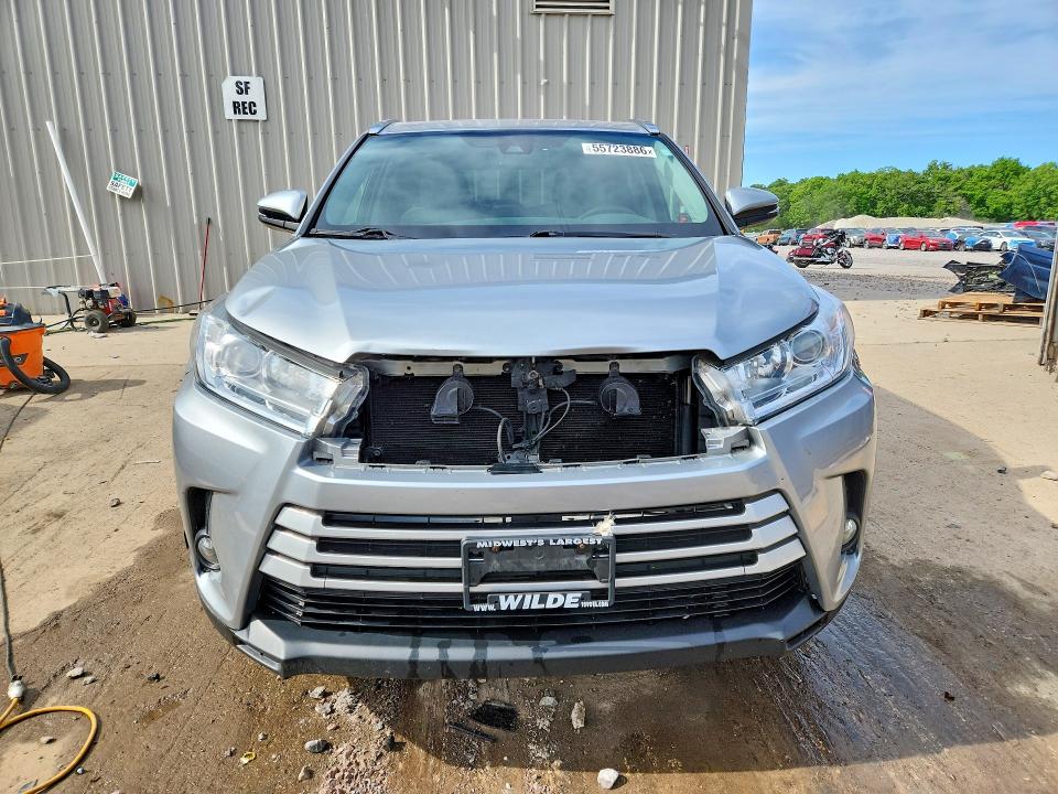 2017 Toyota Highlander მანქანა იყიდება აუქციონზე, vin: 5TDJZRFH3HS518754, აუქციონის ნომერი: 55723886