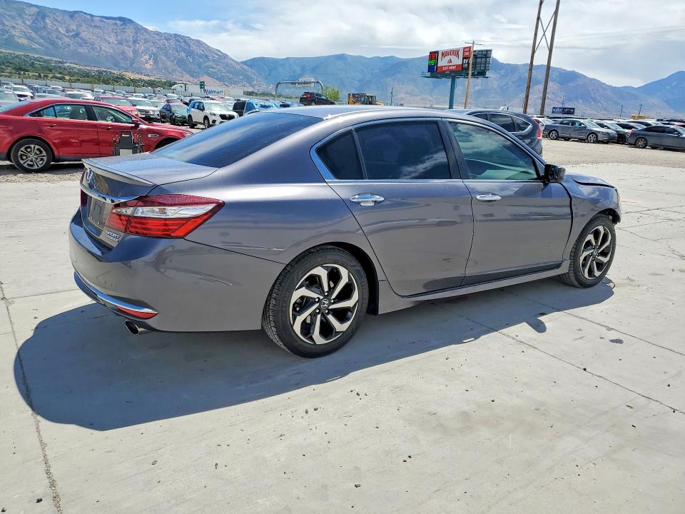 Продаж на аукціоні авто 2017 Honda Accord, vin: 1HGCR2F17HA286225, номер лоту: 85989095