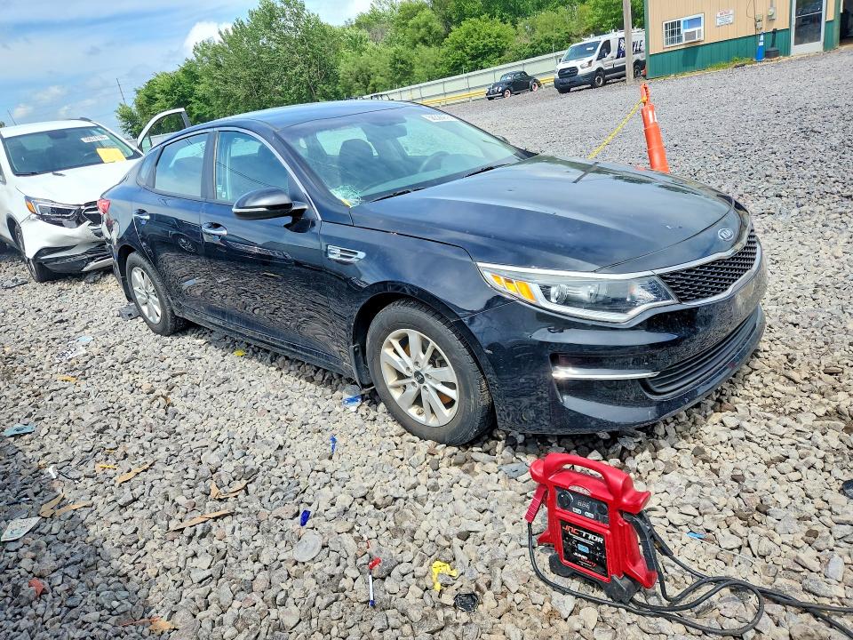58326976 :رقم المزاد ، 5XXGT4L33GG117437 vin ، 2016 Kia Optima مزاد بيع