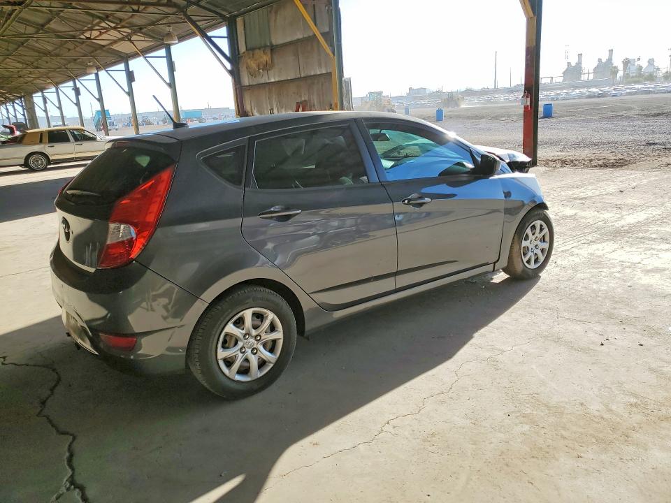 2012 Hyundai Accent მანქანა იყიდება აუქციონზე, vin: KMHCT5AE1CU015014, აუქციონის ნომერი: 55472936