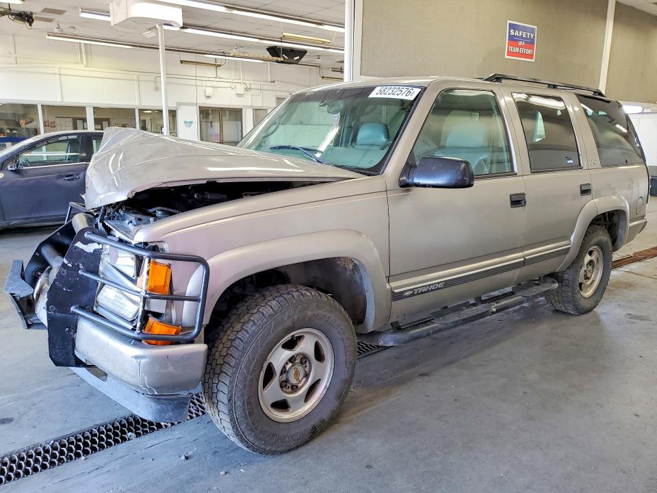 Продажа на аукционе авто 2000 Chevrolet Tahoe, vin: 1GNEK13RXYR185303, номер лота: 58232576