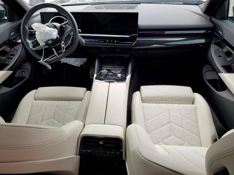 58747376 :رقم المزاد ، WBA43FJ07SCU32819 vin ، 2025 Bmw 530 مزاد بيع