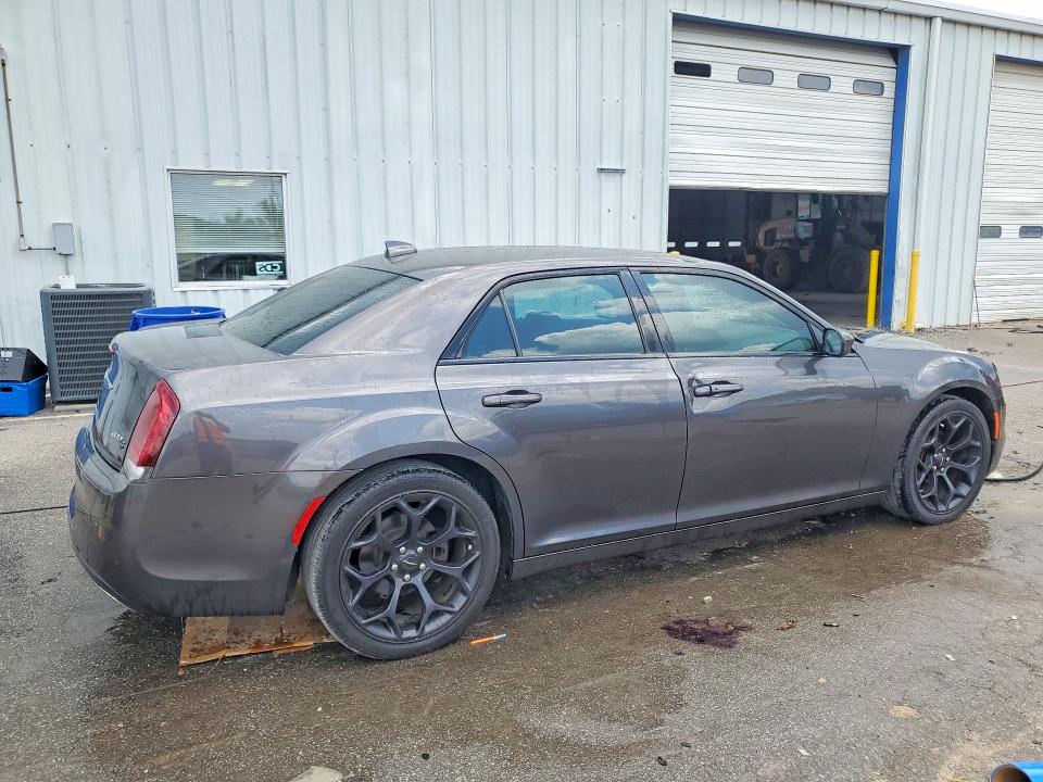 59136616 :رقم المزاد ، 2C3CCABGXKH570319 vin ، 2019 Chrysler 300 مزاد بيع