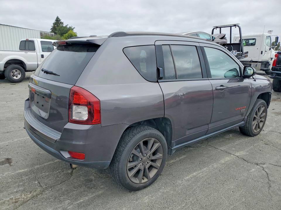 58608376 :رقم المزاد ، 1C4NJDBB6GD674892 vin ، 2016 Jeep Compass مزاد بيع