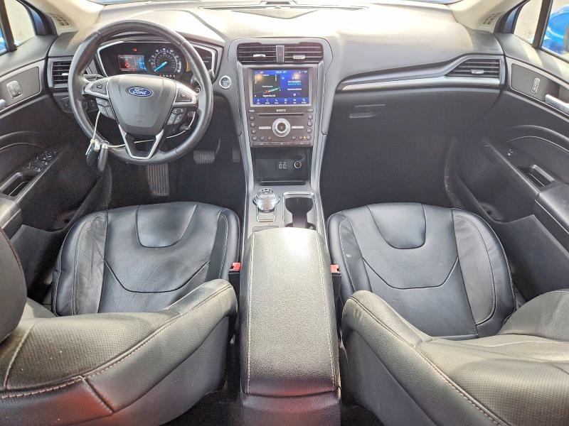 55729396 :رقم المزاد ، 3FA6P0D95LR138092 vin ، 2020 Ford Fusion مزاد بيع
