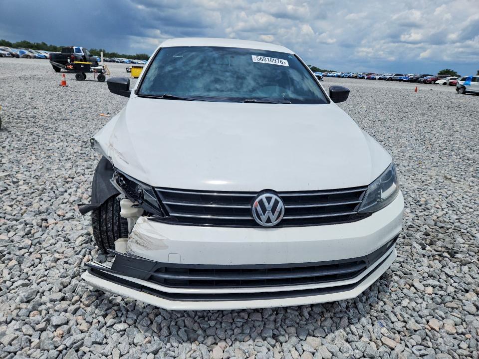 56818976 :رقم المزاد ، 3VWD17AJXFM408863 vin ، 2015 Volkswagen Jetta مزاد بيع