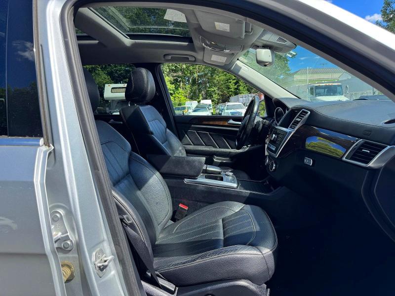 57951186 :رقم المزاد ، 4JGDF6EE9FA524883 vin ، 2015 Mercedes-benz Gl مزاد بيع