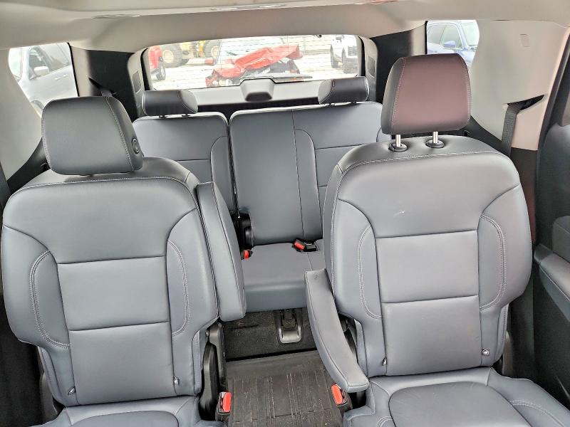 56047826 :رقم المزاد ، 1GNEVHKW1JJ199876 vin ، 2018 Chevrolet Traverse مزاد بيع