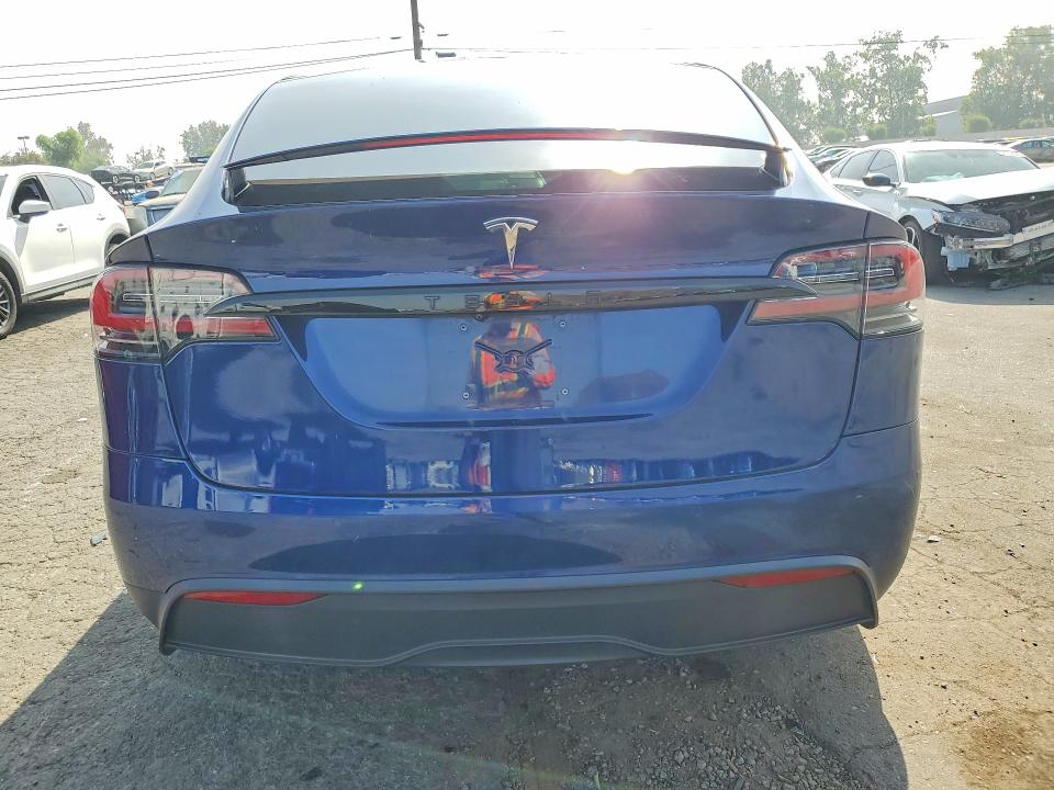Продажа на аукционе авто 2022 Tesla Model X, vin: 7SAXCBE53NF329261, номер лота: 55973946