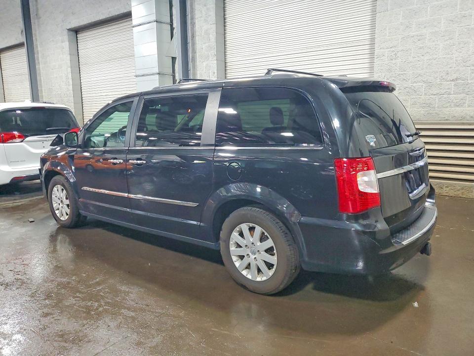2016 Chrysler Town & Country მანქანა იყიდება აუქციონზე, vin: 2C4RC1GG1GR240701, აუქციონის ნომერი: 58331536